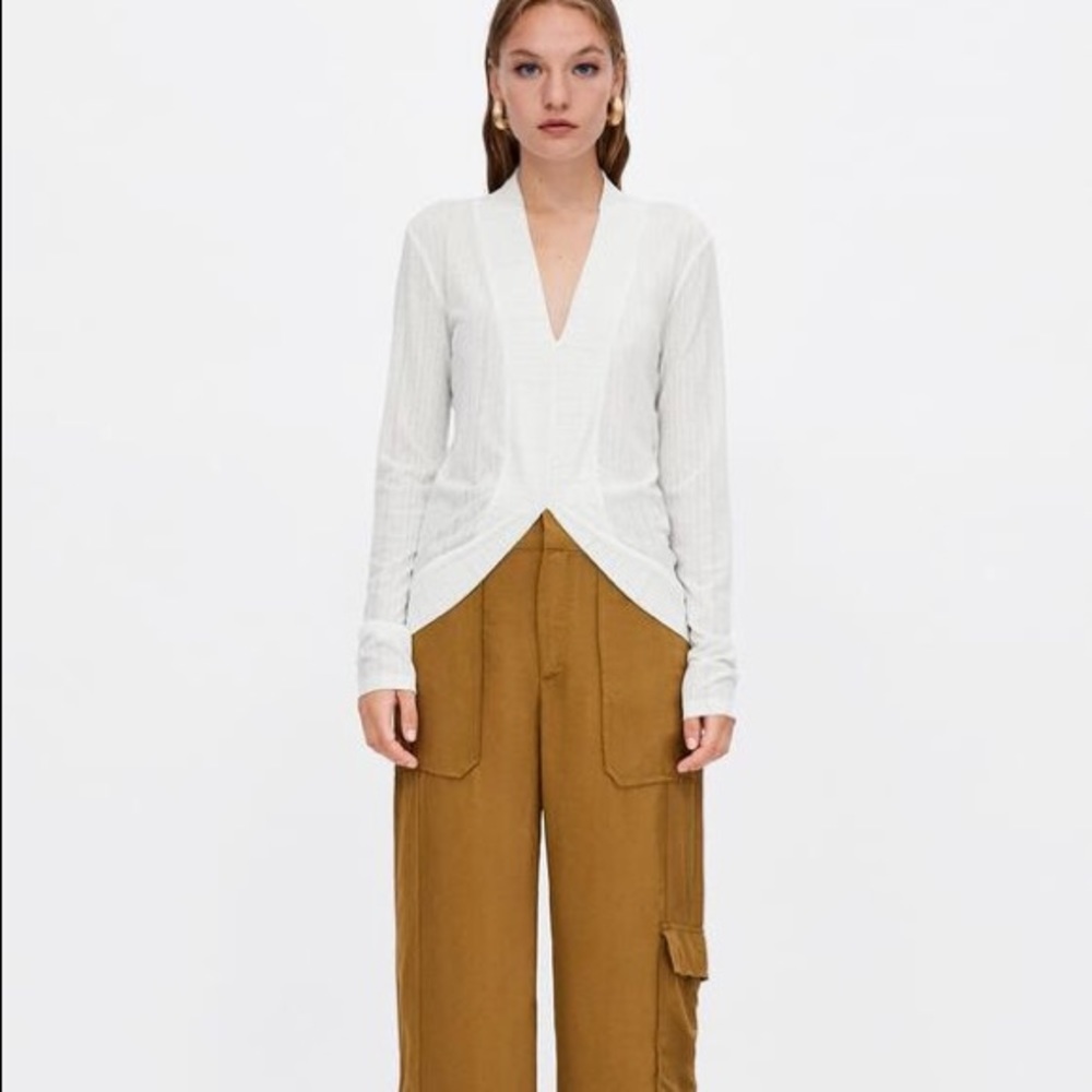 ZARA TEXTURED ASYMMETRIC WHITE TOP BLOUSE BRAND NEW WITH TAGS MEDIUM